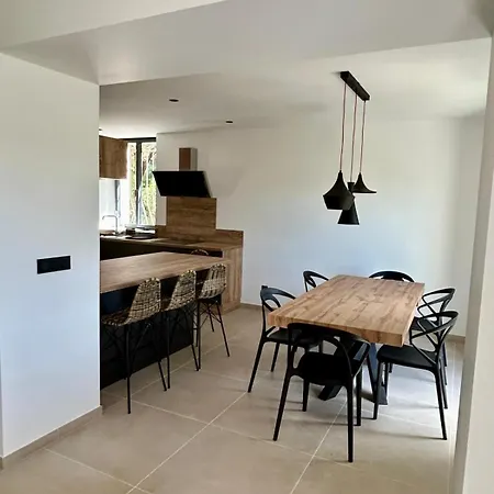 Holiday home Le Maelia 5 Etoiles Nyons